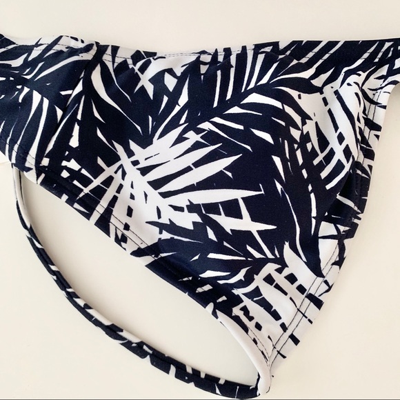 GAP | SWIMWEAR TROPICAL LEAF BIKINI SWIM TOP WITH PADDING - Picture 6 of 6